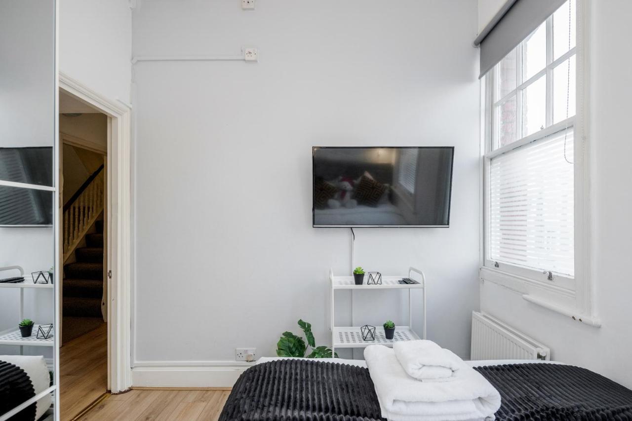 Kensington Apartments Лондон Екстер'єр фото